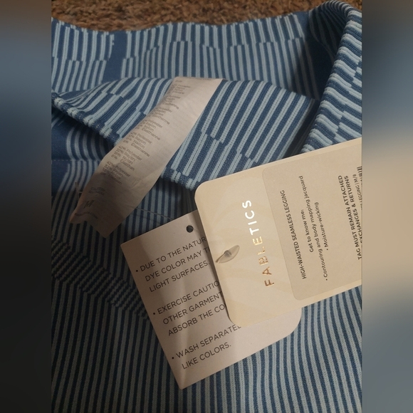 NWT Fabletics Blue and Yellow Leggings Set - Picture 3 of 5